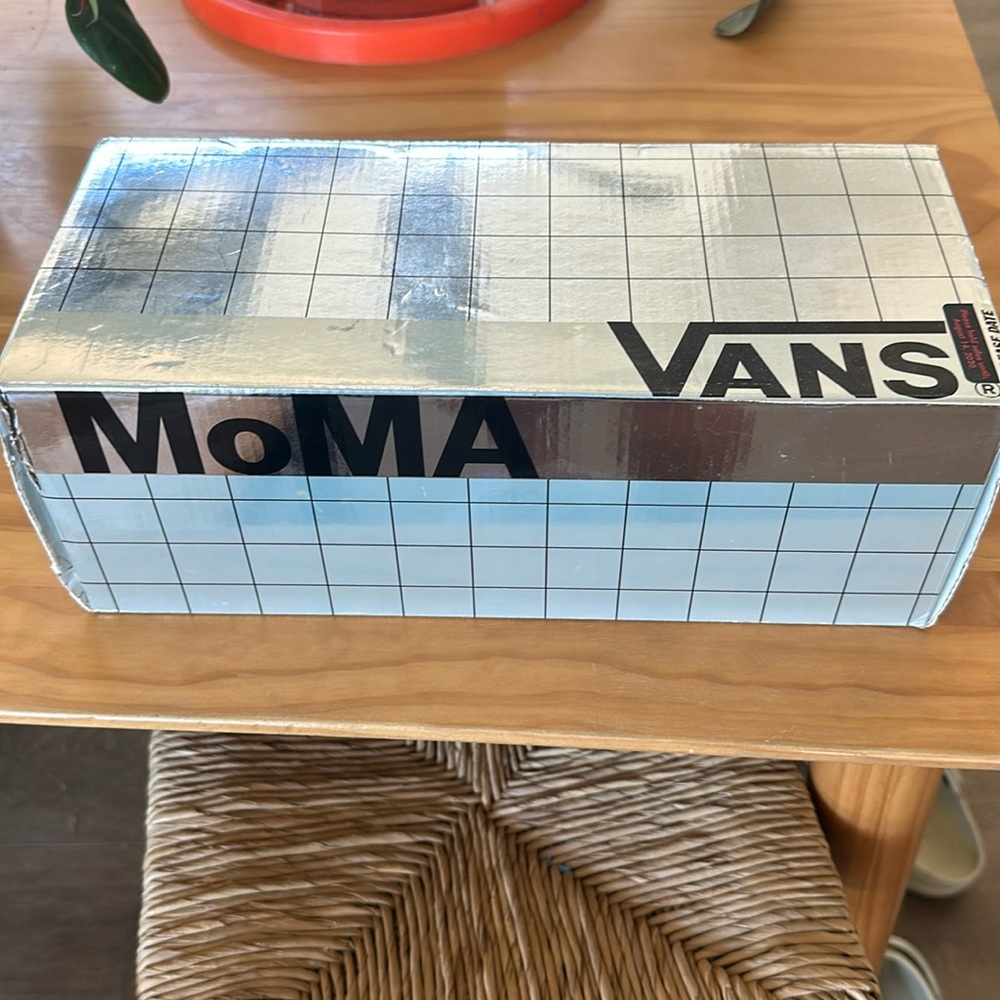 Vans MoMa Vasily Kandinsky size 10 US, 43 Euro